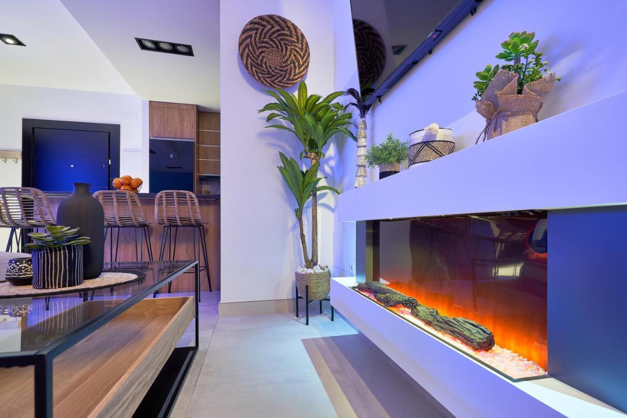 Pura Vida Luxury Apartment With Jacuzzi Torremolinos Eksteriør bilde